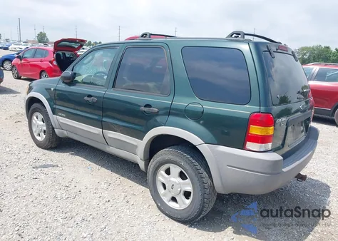 2002 Ford Escape Xlt из США, поврежденный, VIN 1FMCU03182KC00925